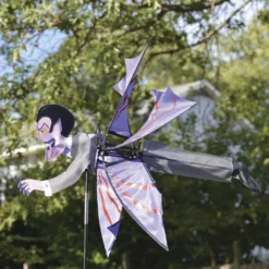 WindGarden Flying Vampire Spinner WindGarden